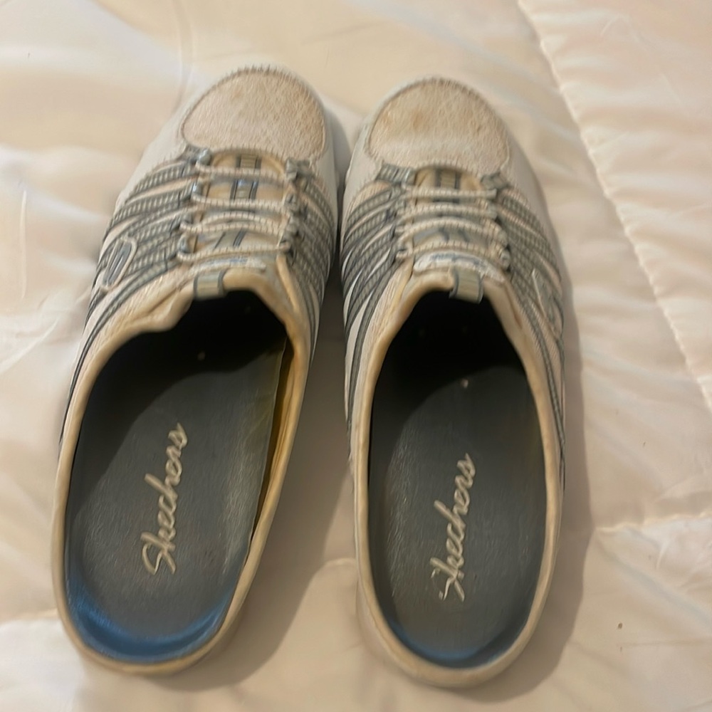 Ladies slip on shoes